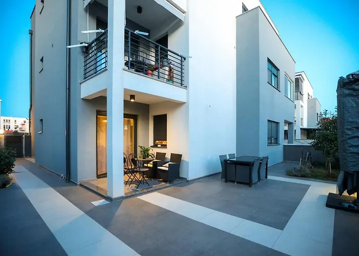 Oscar Apartman Zára